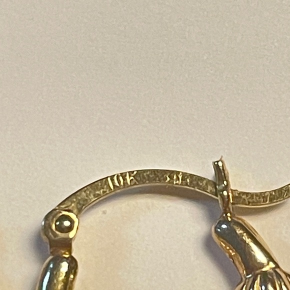 10kt Solid Gold Earrings hoops Celtic Irish - Picture 4 of 6